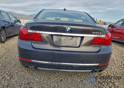 2013 BMW 740 Li z USA, uszkodzony, nr VIN WBAYE4C56DDW22553
